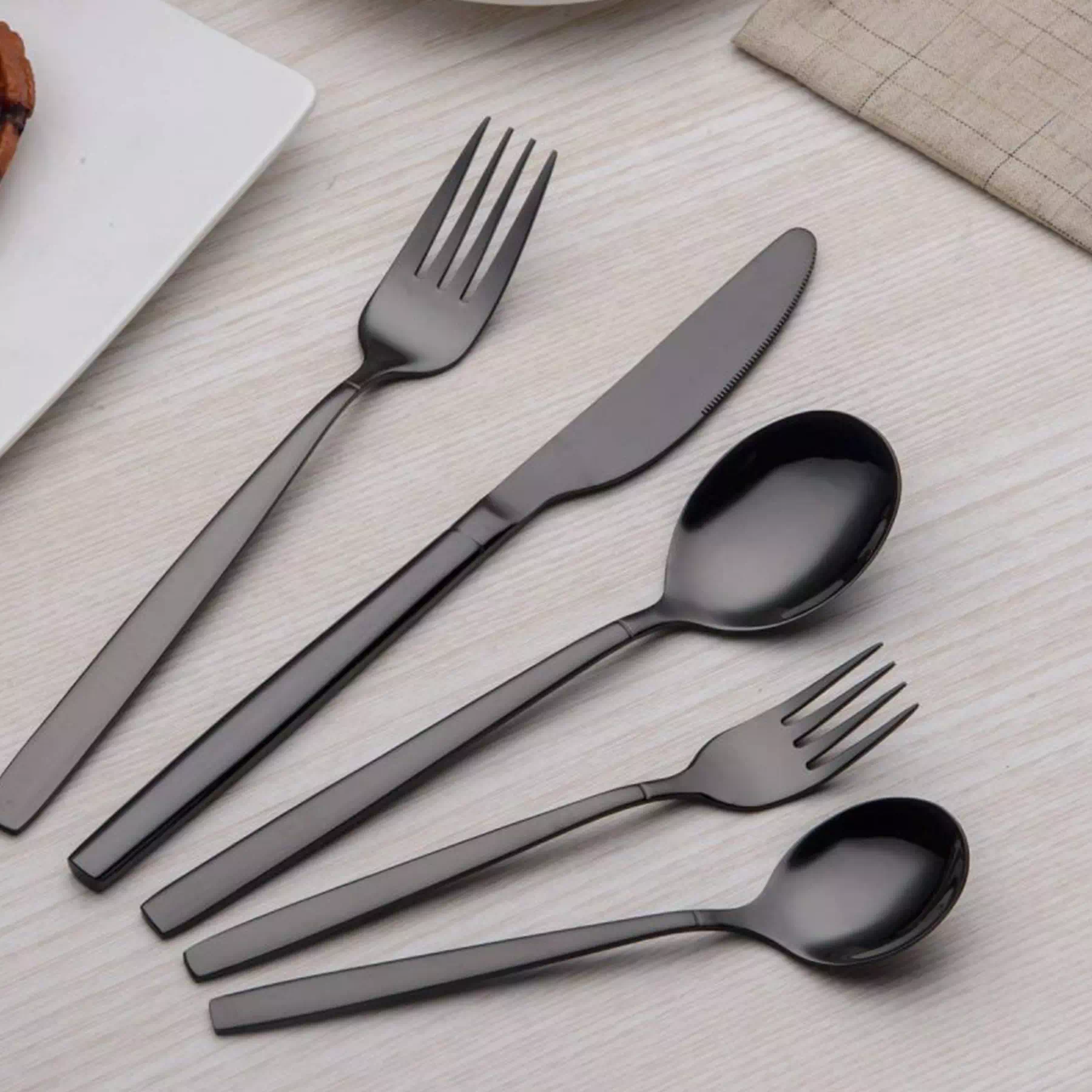 Cubiertos para hóteles - Suministros hosteleros Daya